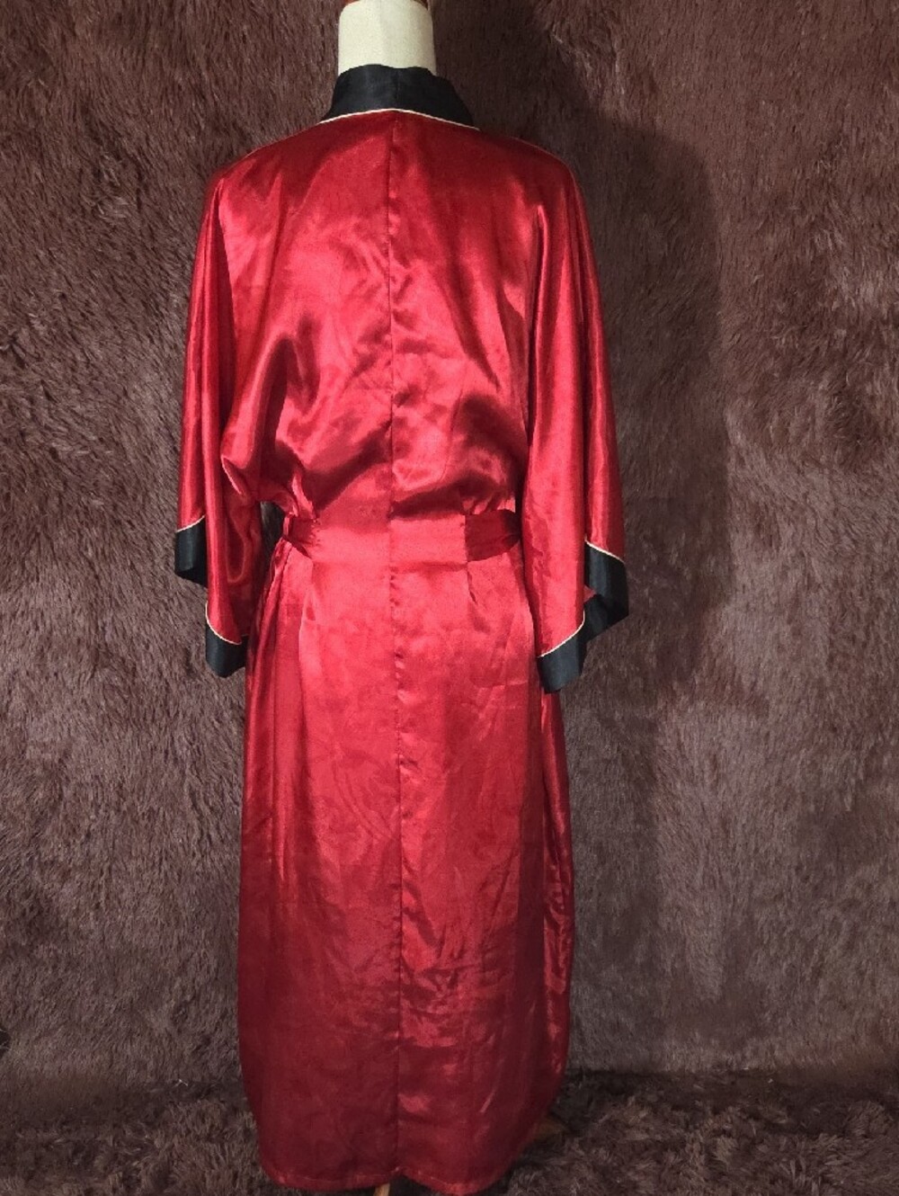 Jones New York Red Satin Long Robe and Gown - Picture 3 of 11